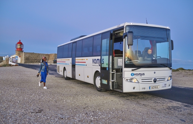 Algarve lança passe único para a rede pública de transporte rodoviário VAMUS