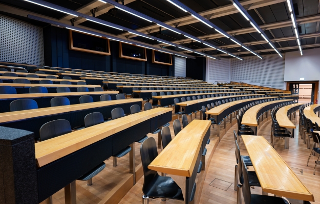 Candidaturas ao ensino superior terminam hoje e há menos 10 mil inscritos