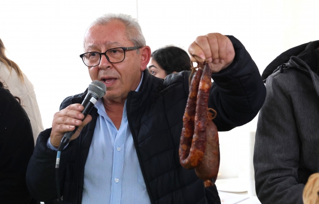 Festa das Chouriças resistiu à chuva em Querença