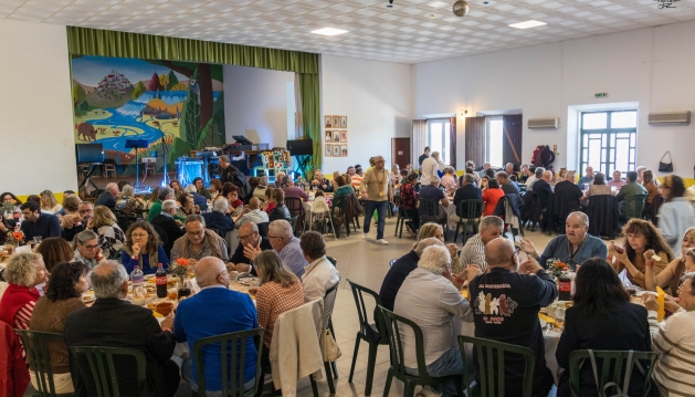  «Querença viveu a tradição do Galo de Entrudo» 