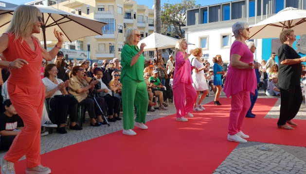 QUARTEIRA | Desfile de Moda com Danças Sociais