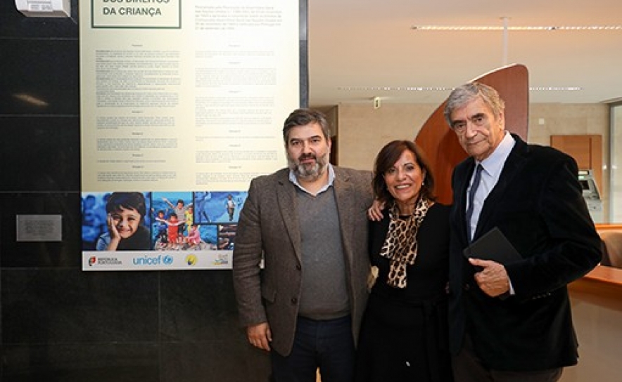 Convenção sobre os Direitos da Criança recordada em Lagos Convenção sobre os Direitos da Criança recordada em Lagos