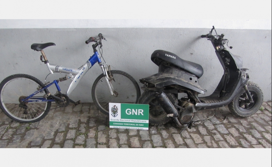 GNR de Faro recupera velocípede e ciclomotor