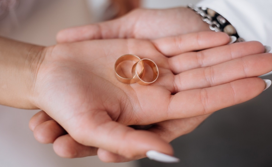 Dívidas entre casados: quem tem de pagar?