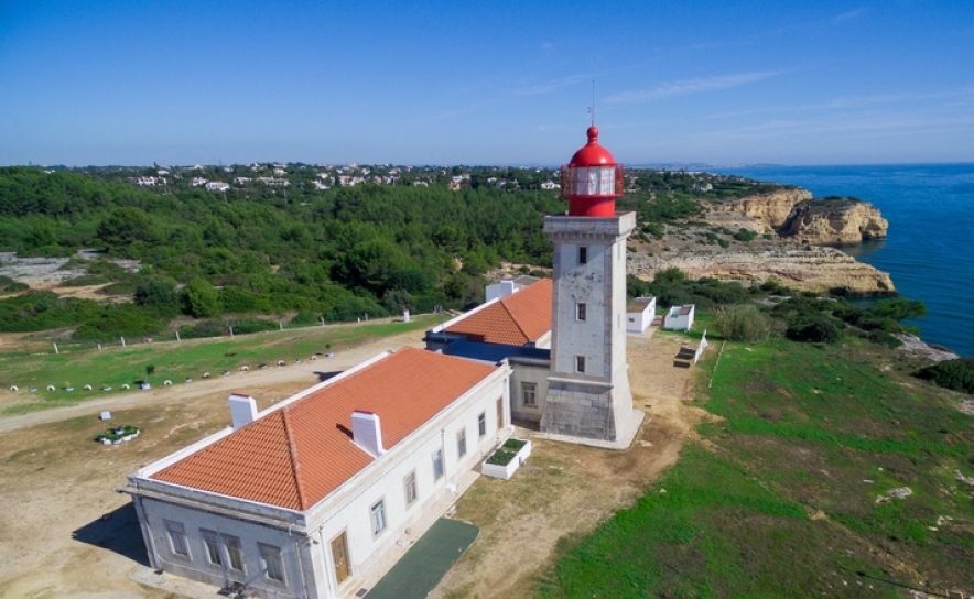 Farol de Alfanzina - Carvoeiro abre a visitas em julho e agosto