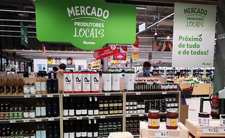 Auchan investe 70 M€ em compras directas a produtores locais nos últimos seis anos