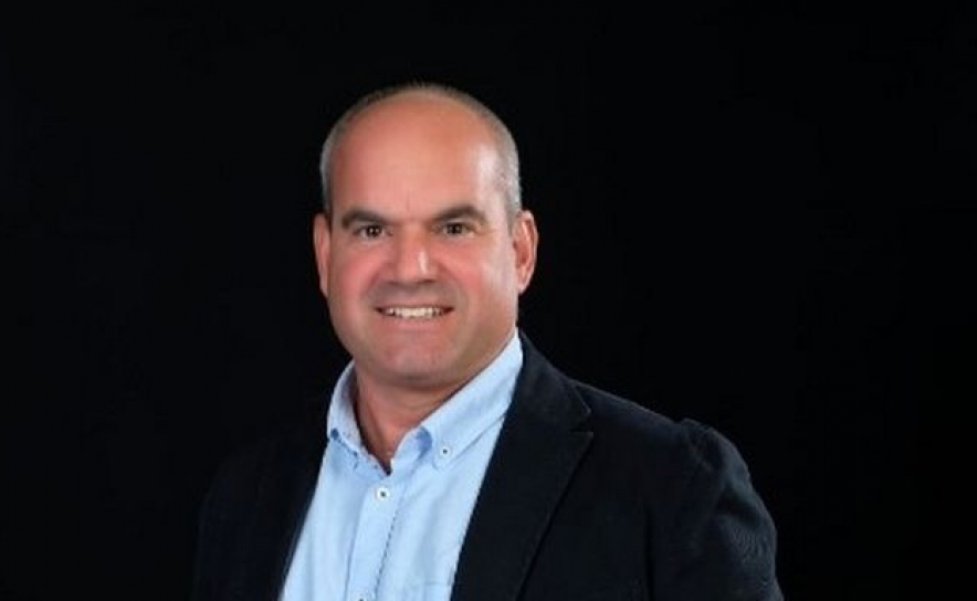 Paolo Funassi anuncia saída do Partido ADN para servir Albufeira como independente