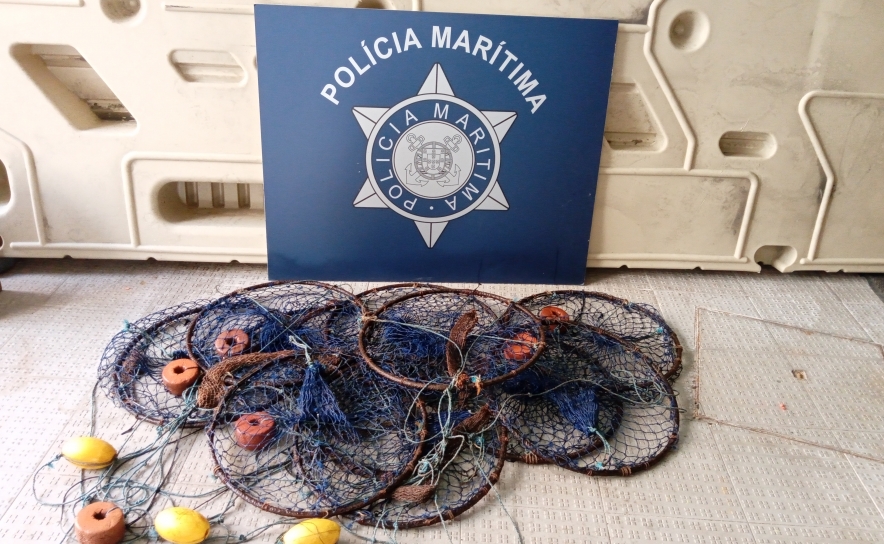 Polícia Marítima apreende 60kg de caranguejo-mouro e 11 artes de pesca em Tavira