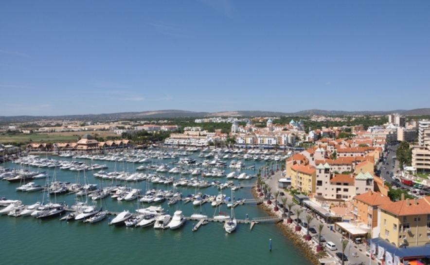 LOULÉ: Cadáver encontrado na marina de Vilamoura