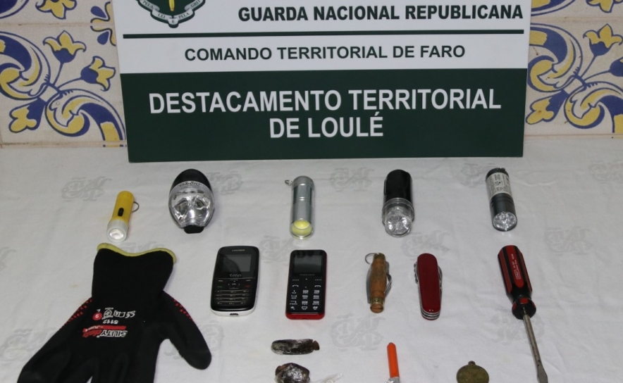 Detido por furtos em residência em Loulé