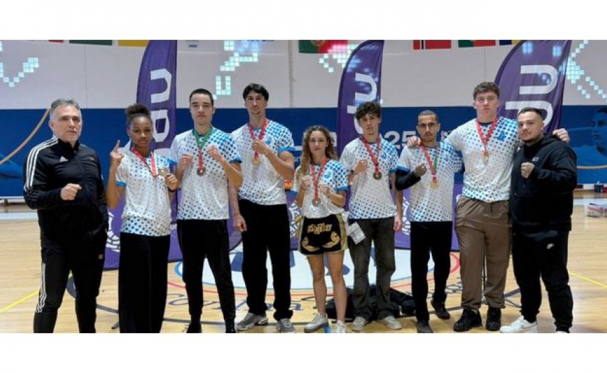 Sete estudantes da UAlg sobem ao pódio no CNU de kickboxing K1 e Full Contact