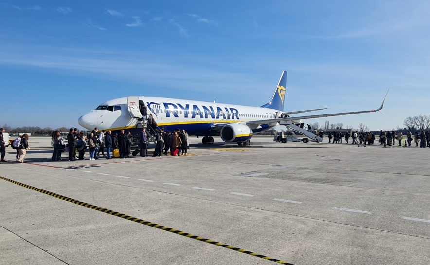 Ryanair lança «promoção relâmpago» para viagens em janeiro e fevereiro Ryanair lança «promoção relâmpago» para viagens em janeiro e fevereiro