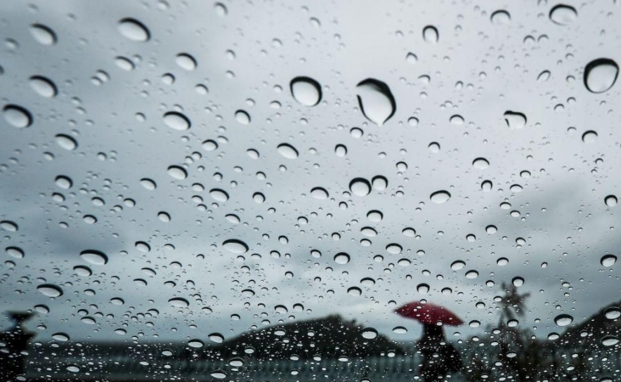 Mau tempo: Treze distritos do continente e Madeira sob aviso amarelo devido à chuva