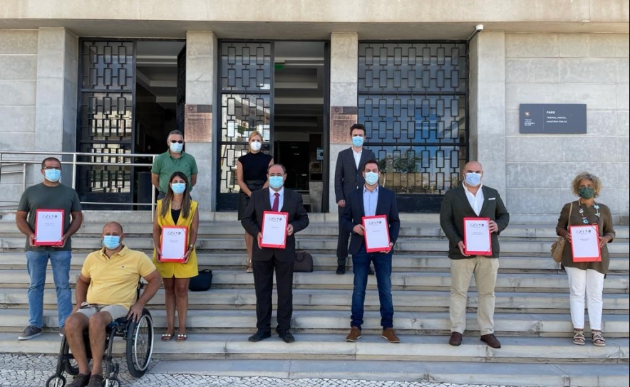 Coligação «Unidos Por Faro» reforçada entrega listas candidatas em Faro