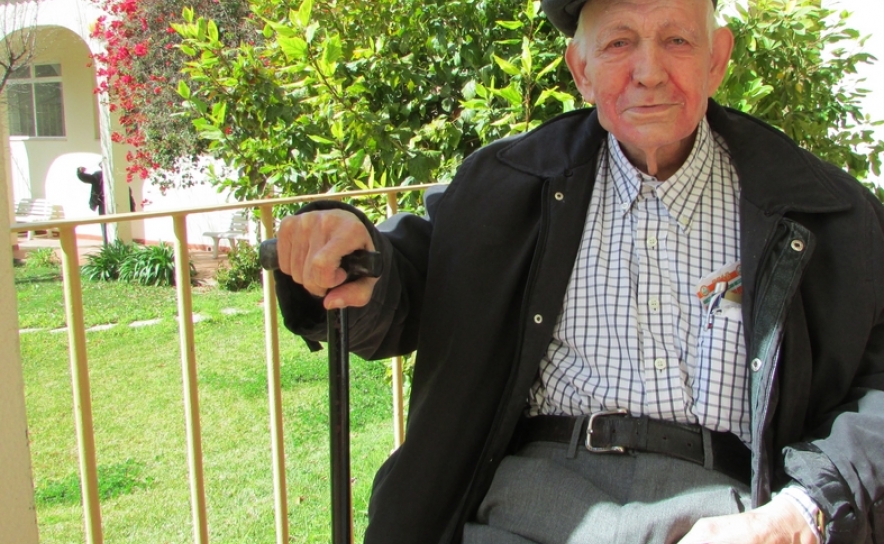 (2016) Lamy, atualmente com 78 anos, reside no Lar da Santa Casa da Misericórdia desde o ano 2000.