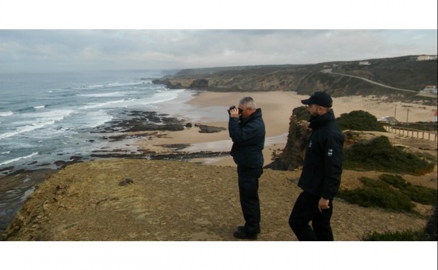 Polícia Marítima de Lagos fiscaliza atividade da apanha de espécies animais marinhas na Costa Vicentina