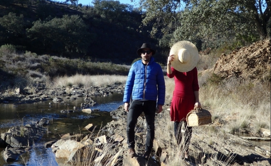 «Pessoas, Fronteiras, Objetos: a caminhar é que a gente se encontra»