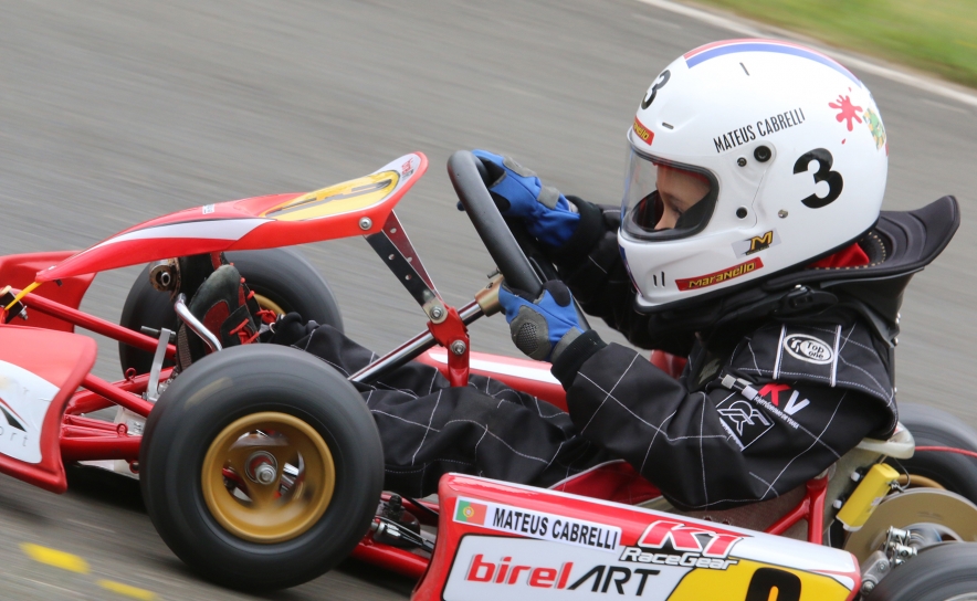Líder Mateus Cabrelli desloca-se a Braga para o Campeonato Nacional de Karting