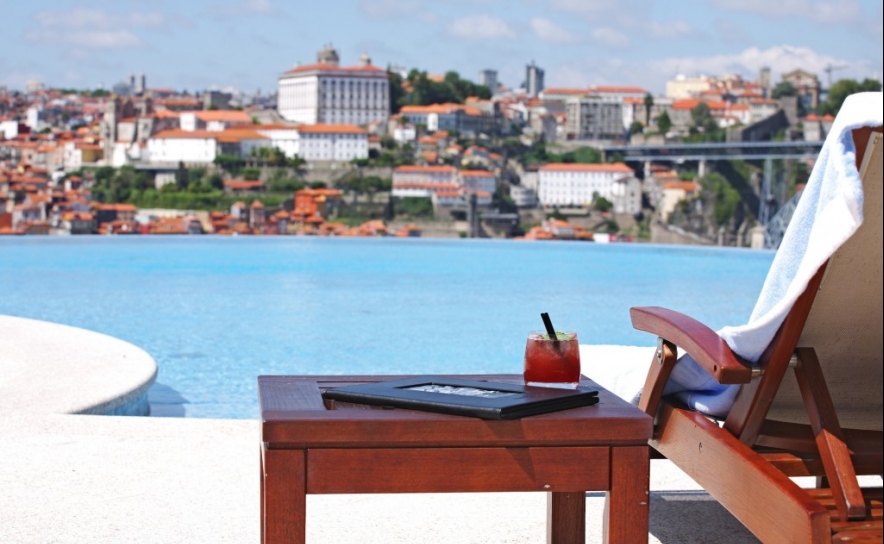 AHRESP aplaude decisão de dispensar empreendimentos turísticos de contratar nadadores-salvadores