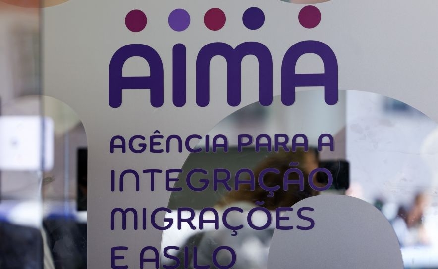 Imigrantes a pedir autorização de residência? O que pede a AIMA