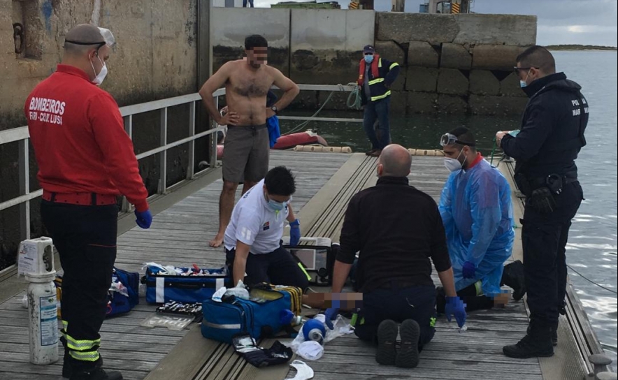 Colisão de embarcação de recreio com boia de sinalização na Ria Formosa causa uma vítima mortal