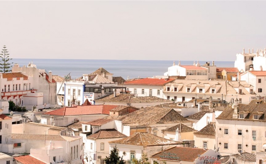 CÂMARA MUNICIPAL DE ALBUFEIRA ANUNCIA A ELABORAÇÃO DE NOVOS REGULAMENTOS 