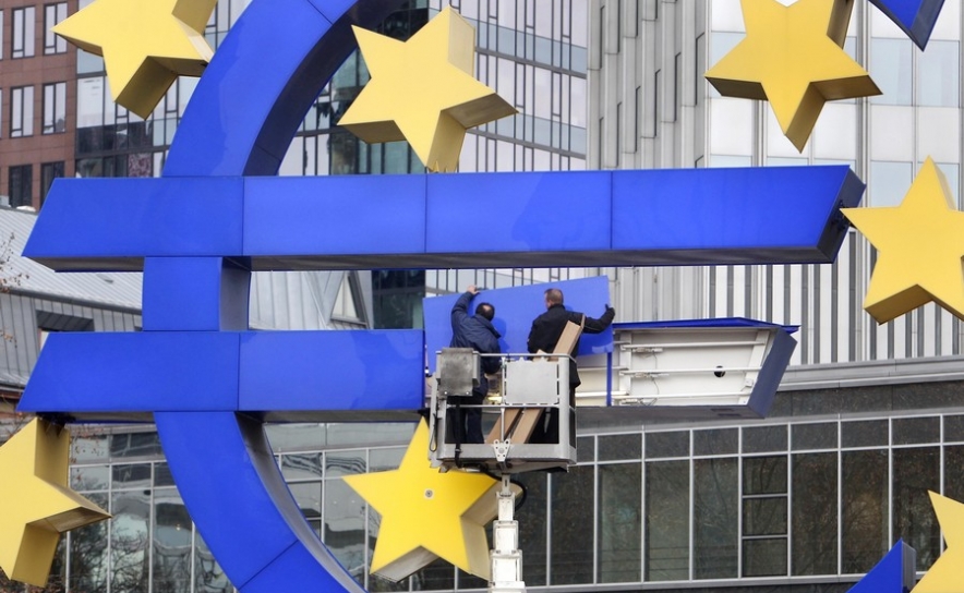 Zona euro está «perto do abismo», avisa Credit Suisse