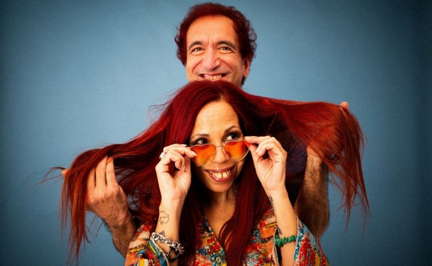 COUPLE COFFEE - 20 Anos de Música, Viagens e Encontros 