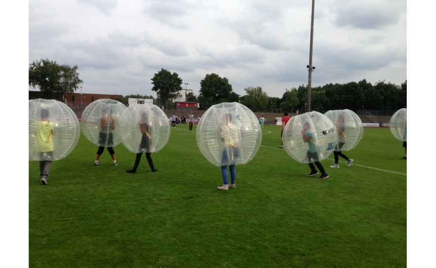 PRIMEIRA EDIÇÃO DO BUBBLE FOOTBALL – ALGARVE CUP 2015 ANIMA PARQUE MUNICIPAL DE LOULÉ