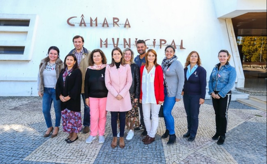 ALBUFEIRA COMEMORA DIA MUNICIPAL PARA A IGUALDADE COM SENSIBILIZAÇÃO PARA O CANCRO DA MAMA