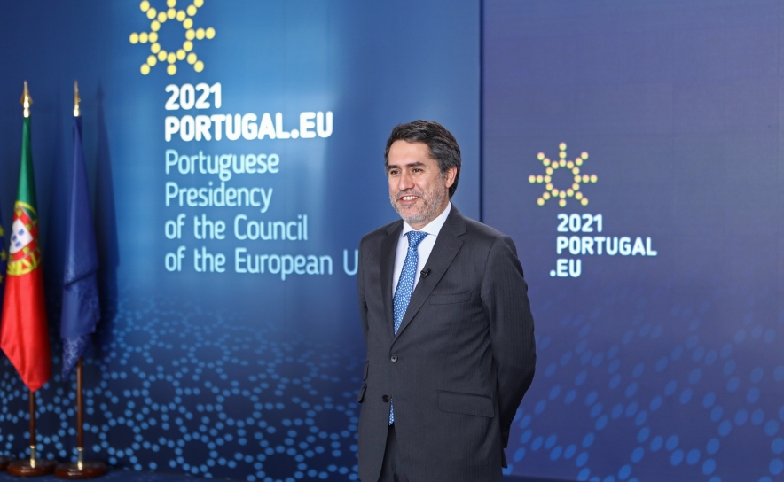 UE/Presidência: Pandemia alerta para «interdependência» dos direitos humanos - Governo