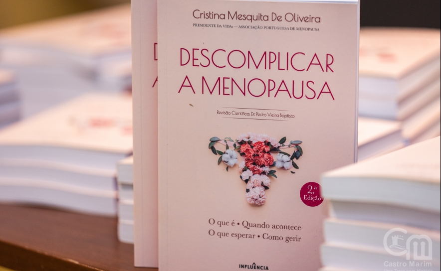 O livro foi apresentado durante a tertúlia