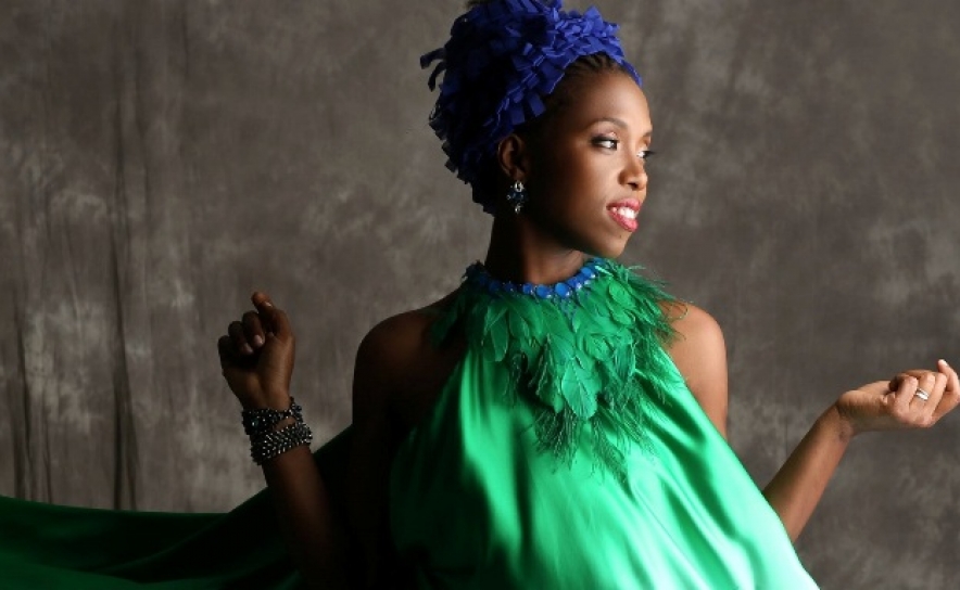 KARYNA GOMES KARYNA GOMES