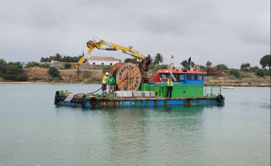 E-REDES conclui construção de troço de alimentação de energia da ilha de Cabanas de Tavira E-REDES conclui construção de troço de alimentação de energia da ilha de Cabanas de Tavira