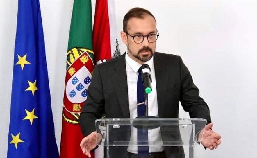 Fernando Pessanha Apresenta Livro sobre D. Fernando de Meneses em Loulé