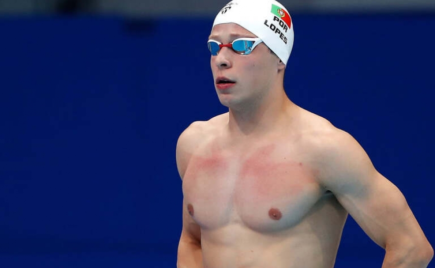 Nadador Gabriel Lopes bate recorde nacional dos 100 costas no Meeting do Algarve