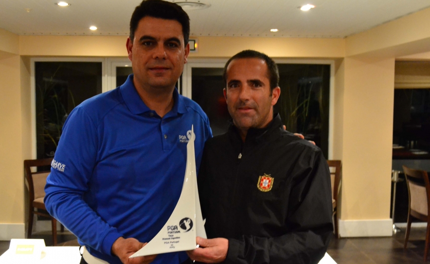 José Correia e Nuno Campino com a Taça Manuel Agrellos