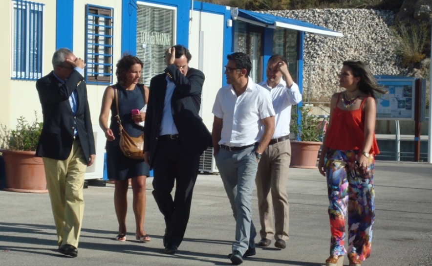 Chegada dos secretários de Estado acompanhados de Mário Blanco