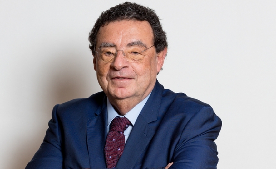 «LIVROS ABERTOS» COM EDUARDO PAZ FERREIRA: APRESENTAÇÃO DE «OS ANOS TRUMP - O MUNDO EM TRANSE» POR JOÃO CRAVINHO