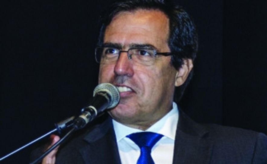 Cerimónia de investidura do Reitor da UAlg realiza-se no Dia da Universidade