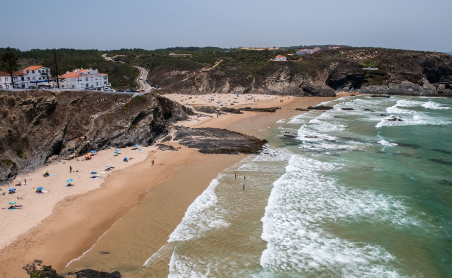 ODEMIRA TEM DOZE PRAIAS COM BANDEIRA AZUL 