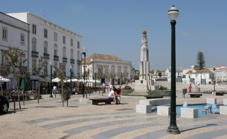 TAVIRA | Reforço de competências e mais de 1 milhão de euros para as freguesias