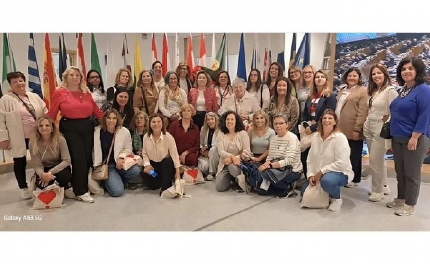 Mulheres Socialistas do Algarve estiveram no Parlamento Europeu  a convite da Eurodeputada Isilda Gomes