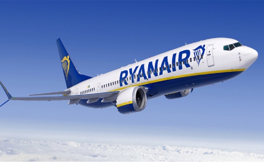 Ryanair corta mais capacidade em Faro e no Porto depois de ANAC confirmar subida das taxas aeroportuárias