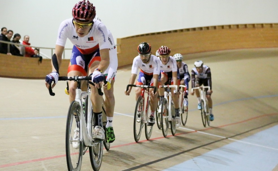 Rui Oliveira 17.º na estreia em mundiais de elite