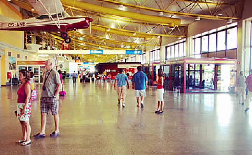 Sindicatos criticam “despedimento selvagem” no Aeroporto de Faro