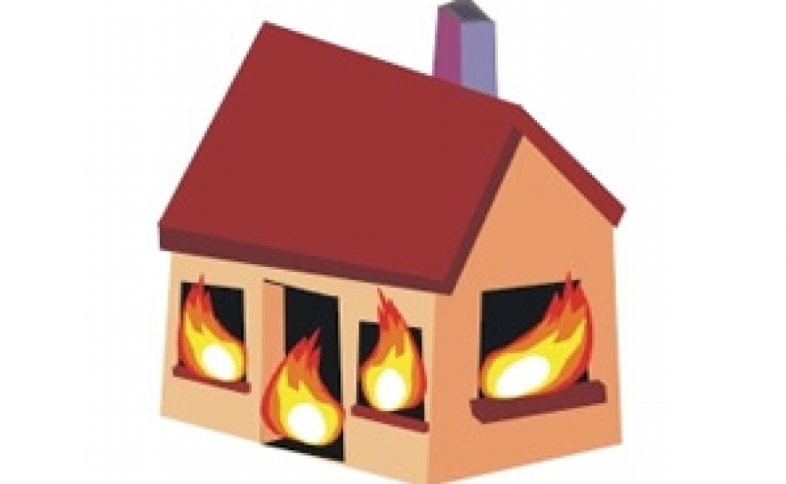 Detido suspeito de atear fogo à própria casa