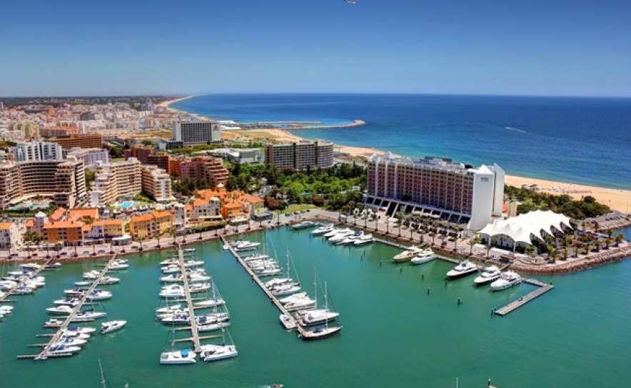 Vilamoura | Marina mais antiga do país com cada vez mais pedidos para grandes embarcações