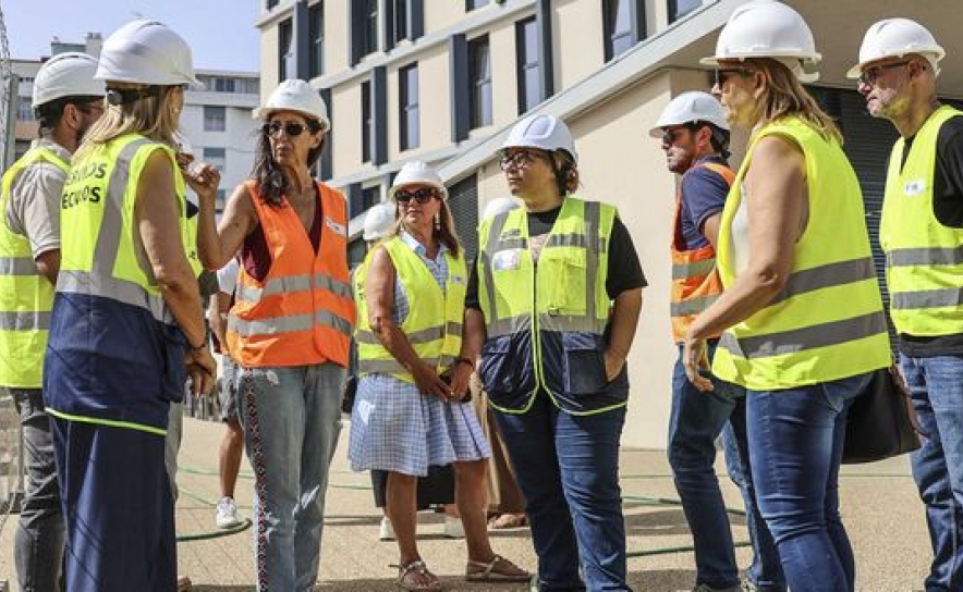 Reitora acompanha fase final das novas residências universitárias da UAlg