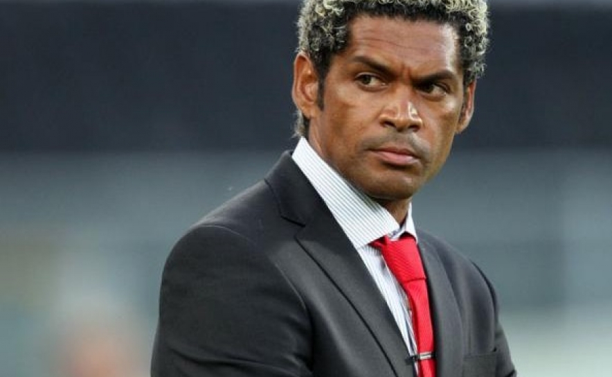 Abel Xavier é o novo treinador do Farense